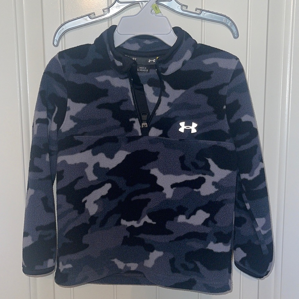 2T boys Under Armour camo half zip